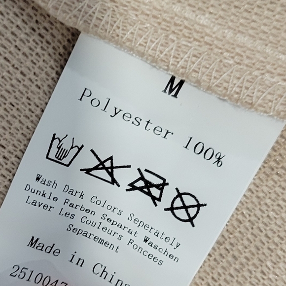 Mid-Length Coat for Women Elegant Notched Lapel & Single-Breasted Button Design. - Picture 5 of 6